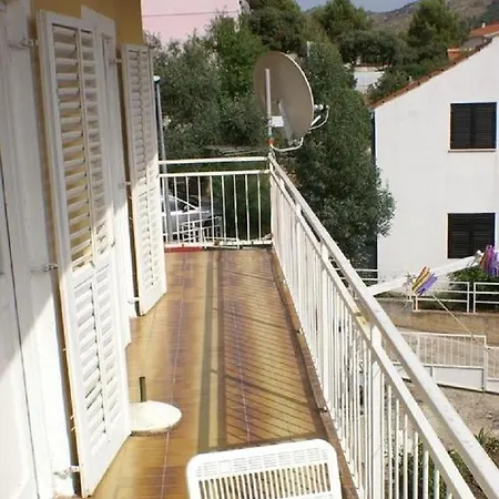 Apartment Holiday 193328 - Holiday 233451 *